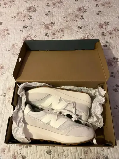 Zapatillas New Balance blancas - miniatura 2