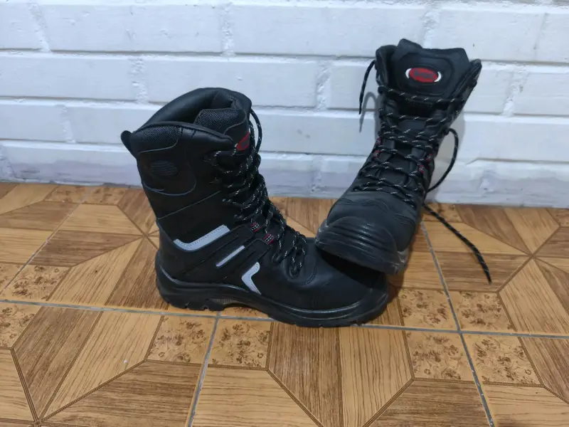 Botas térmicas negras - 1