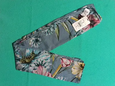 Pañuelo floral - miniatura 1