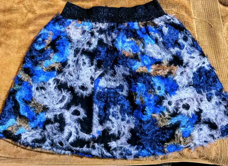 Falda corta azul y negra - 2