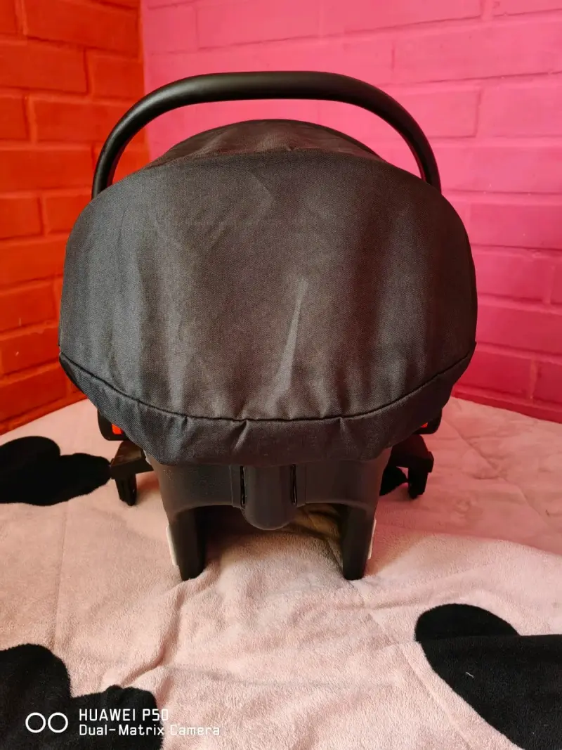 Silla de auto Bebesit negra - 2