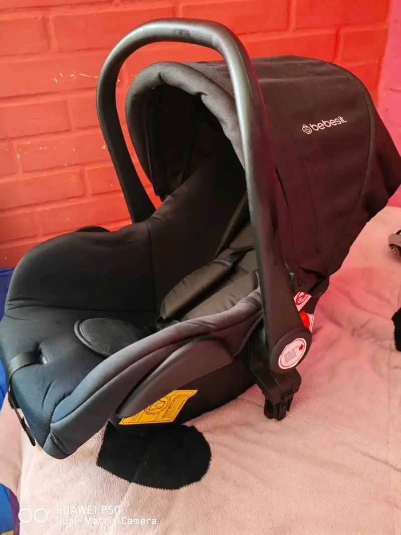 Silla de auto Bebesit negra - 4
