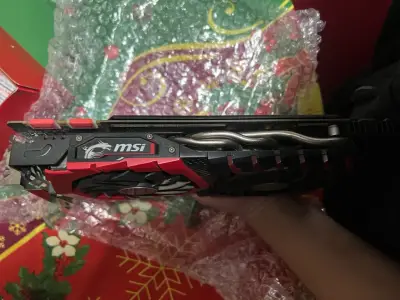 Tarjeta gráfica MSI gaming GTX 1070 ti - miniatura 1