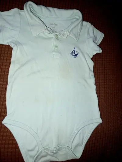 Body de bebé blanco con cuello - miniatura 1