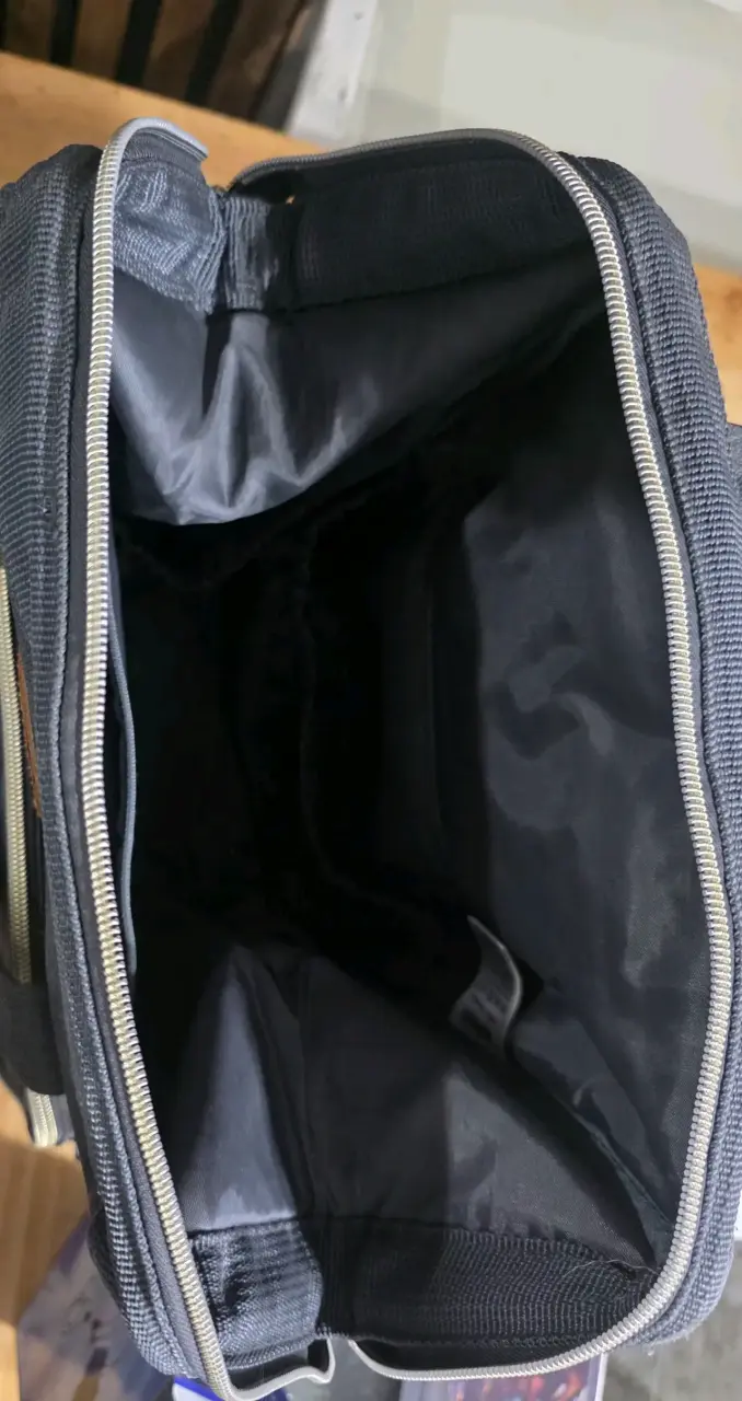 Mochila pañalera negra Infanti - 2