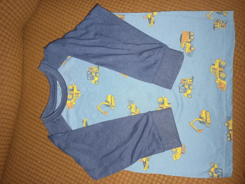 Sweater azul a rayas para niño - 3