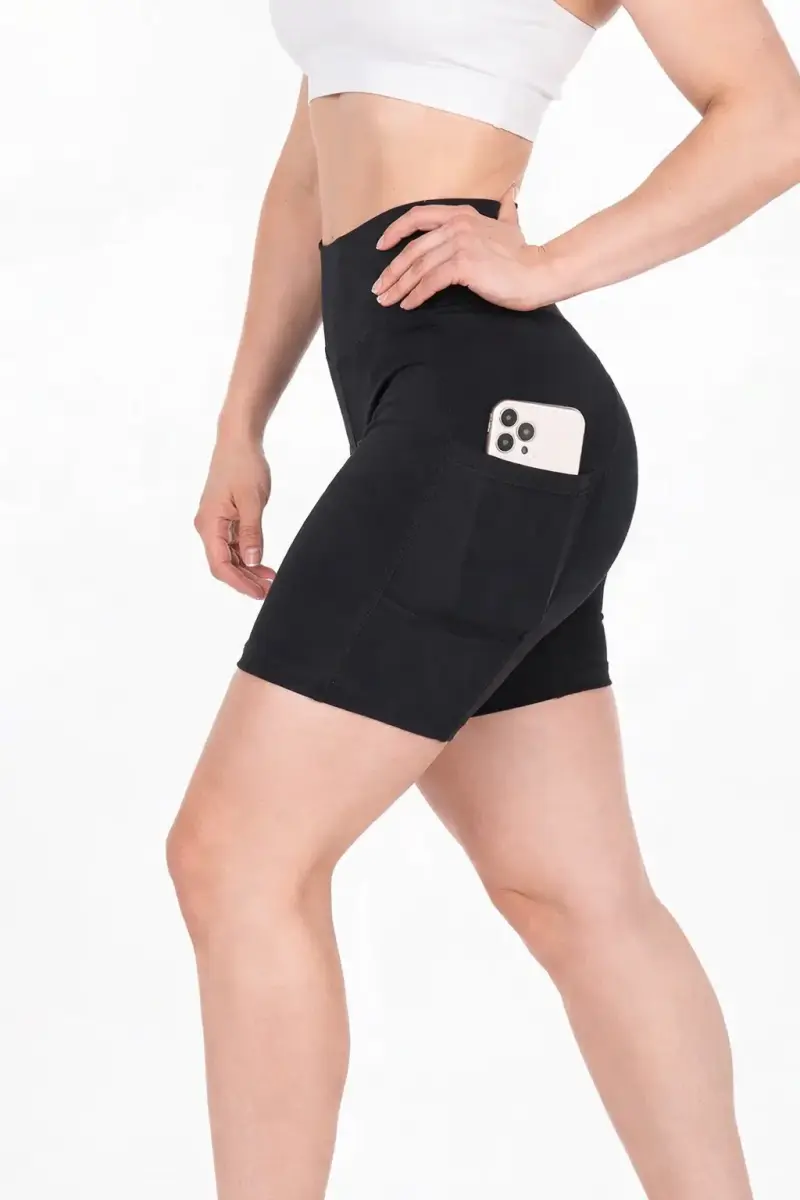 Shorts deportivos negros mujer