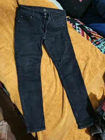 Pantalones cargo negros - miniatura 2