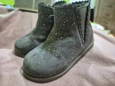 Botines de niña con diseño de puntos - miniatura 1