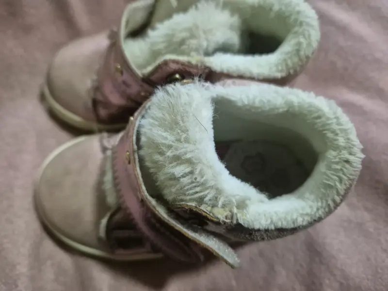 Botines rosados para niña - 2