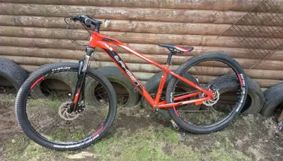 Bicicleta de montaña roja mountain-bike jaguar - miniatura 2