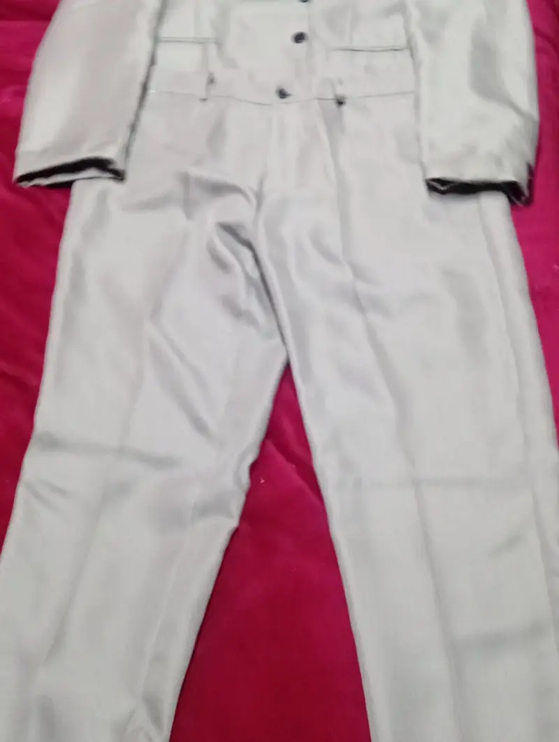 Traje gris para hombre - 2