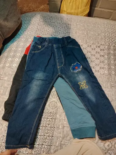 Se vende ropa de bb en buen estado dm - miniatura 3