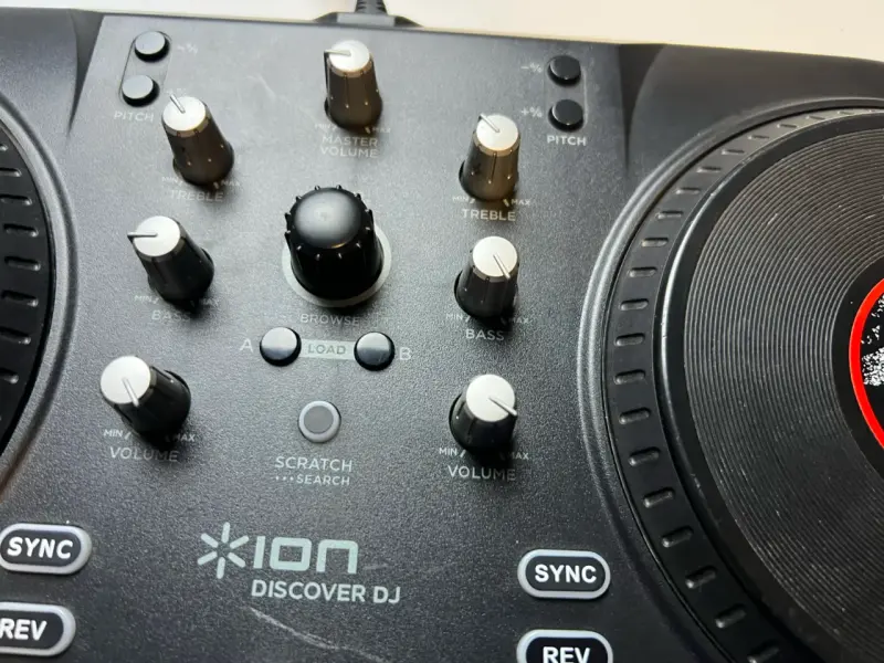 Controlador DJ Ion Discover - 2