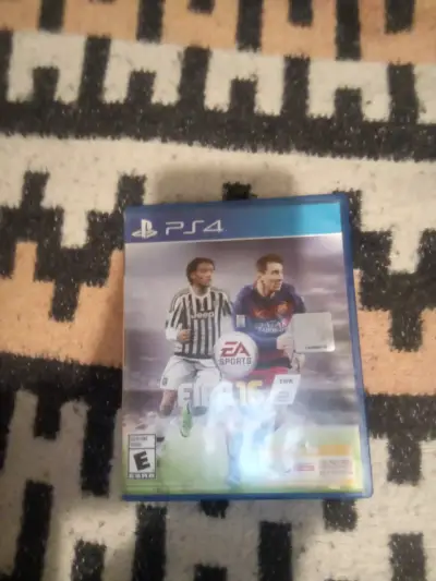 Juego FIFA 16 para PS4 - miniatura 1