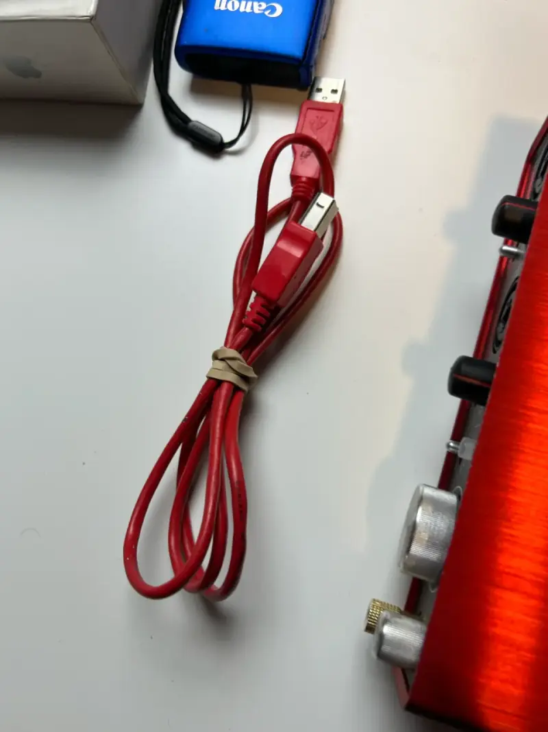 Interfaz de audio Focusrite Scarlett 2i2 - 6