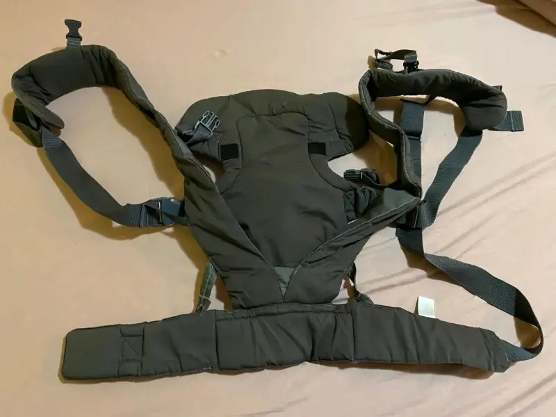 Porte bebé ergonómico negro - 3