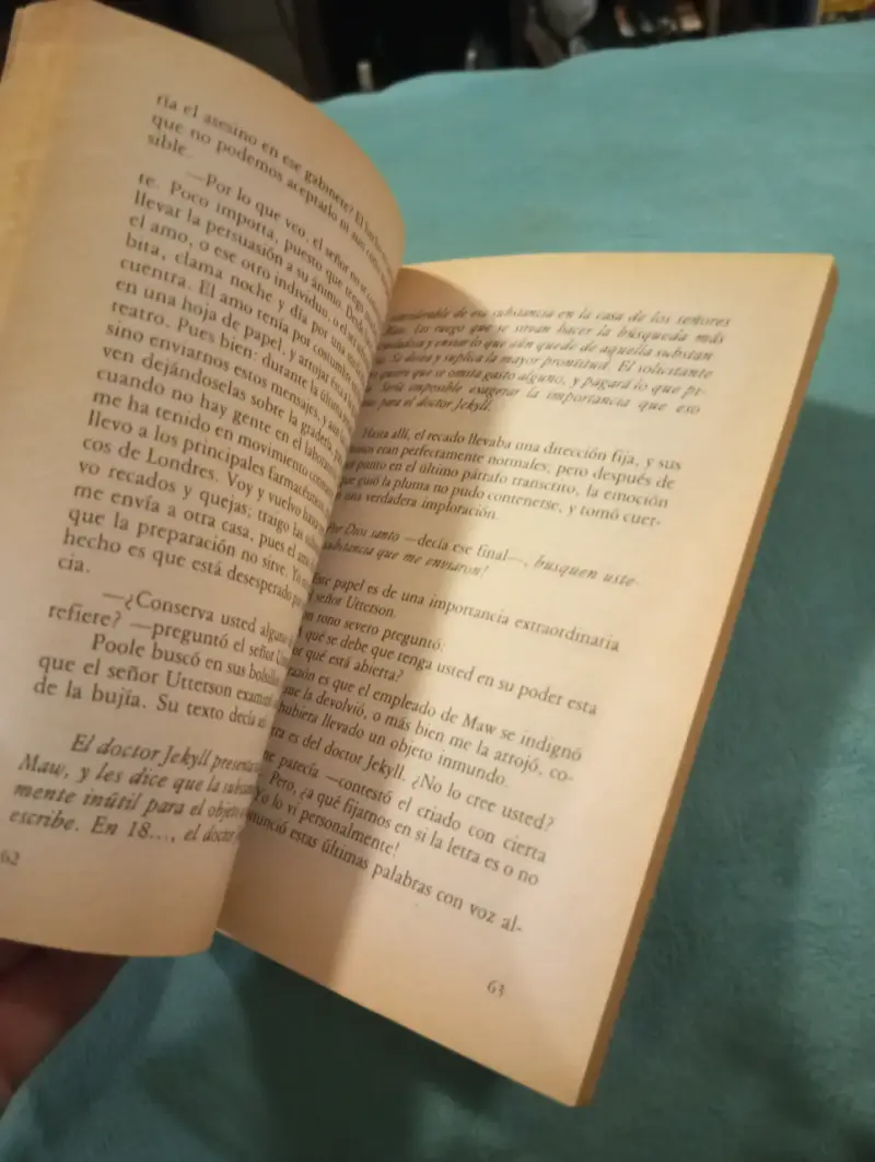 Libro El Extraño Caso Del Dr. Jekyll Y Mr. Hyde - - 3