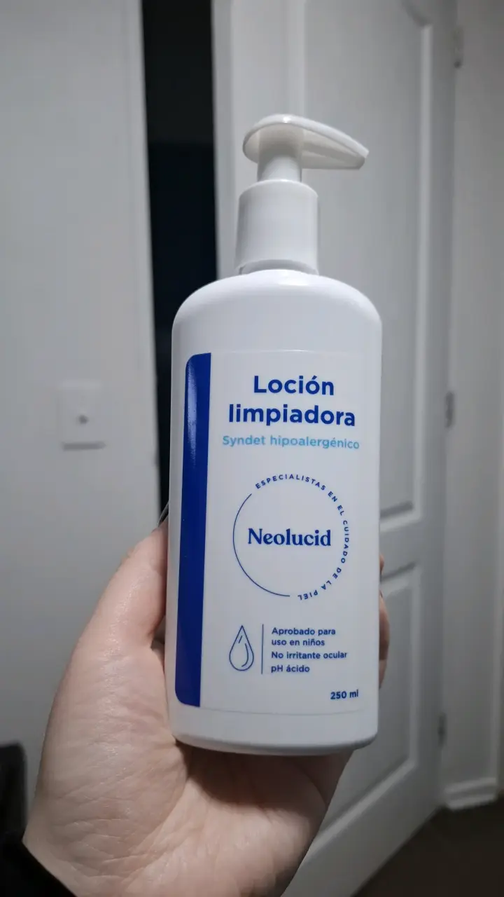 Loción limpiadora Neolucid 250ml - 1