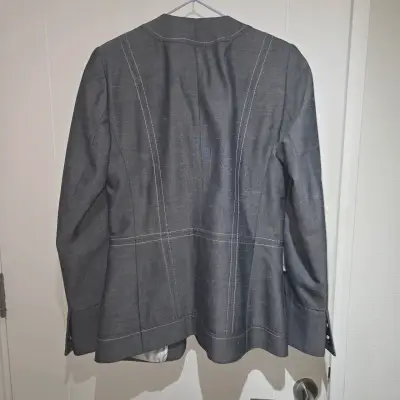 Blazer gris con detalles de costura - miniatura 2