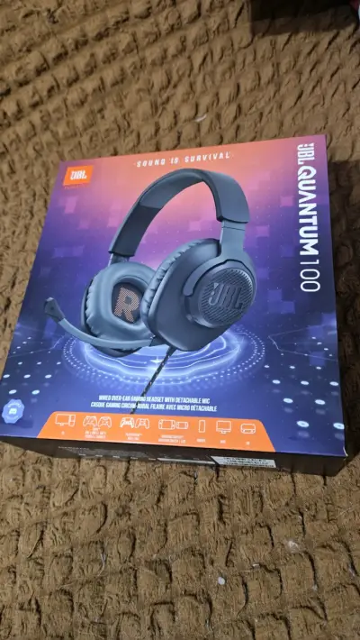 Audífonos gaming JBL Quantum 100 - miniatura 1