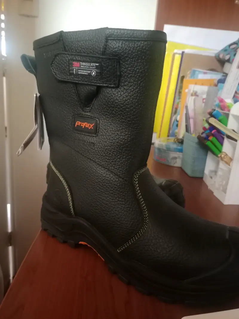 Bota de seguridad negra Proflex(nro 40) - 5