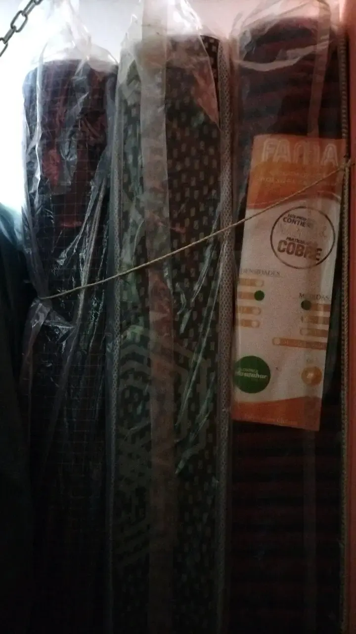 3 Colchones de 1 plaza vendo - 1