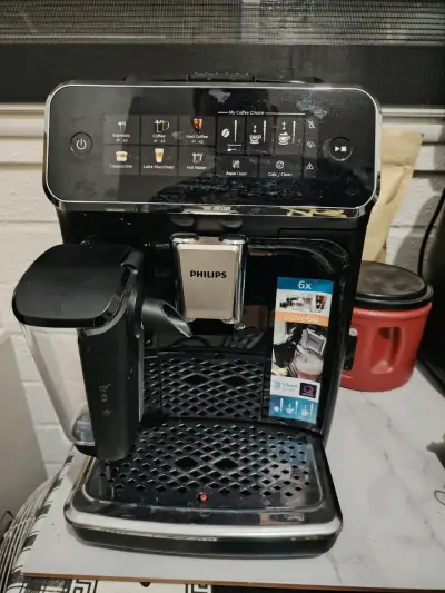 Cafetera Espresso Philips EP3341 - miniatura 2