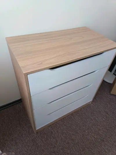 Cómoda de madera con cajones - miniatura 4