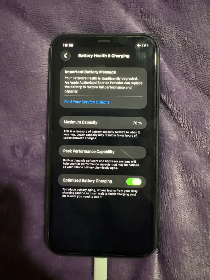 iPhone 11 Negro 128GB 76% en buen estado - 3