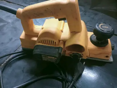 Cepillo eléctrico DeWalt - miniatura 2