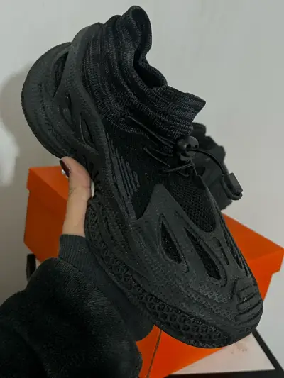 Zapatillas deportivas negras - miniatura 2