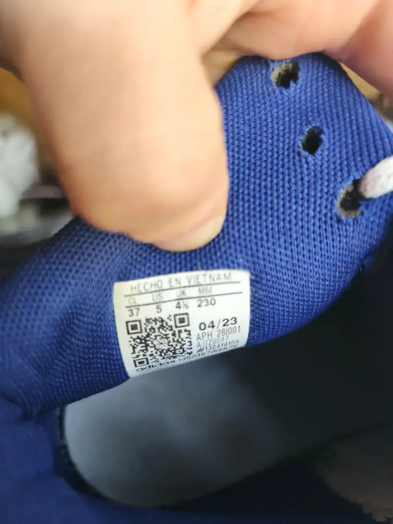 Zapatillas Adidas 37/38 niño semi nuevas - 4