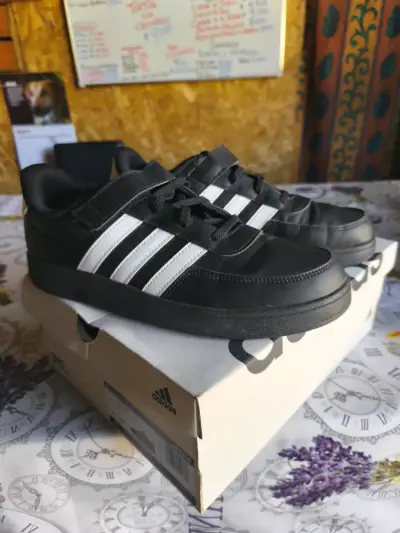 Zapatillas Adidas 37/38 niño semi nuevas - miniatura 6