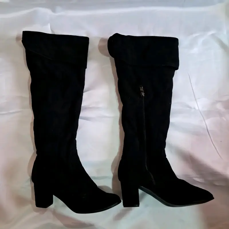 Botas altas negras con taco - 1