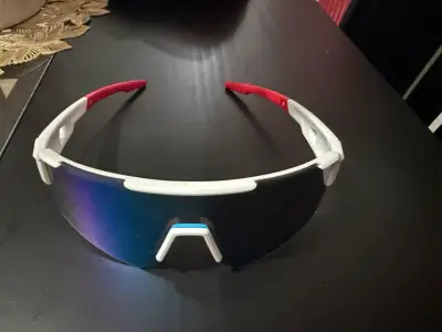 Gafas que puedes poner aumento si usas lentes - miniatura 2