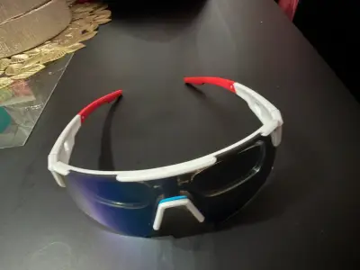 Gafas que puedes poner aumento si usas lentes - miniatura 6