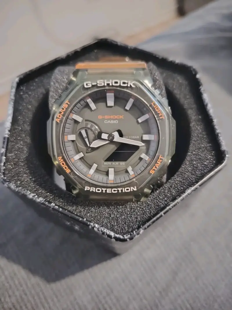 Reloj G-Shock GA - 2100 HC - 2