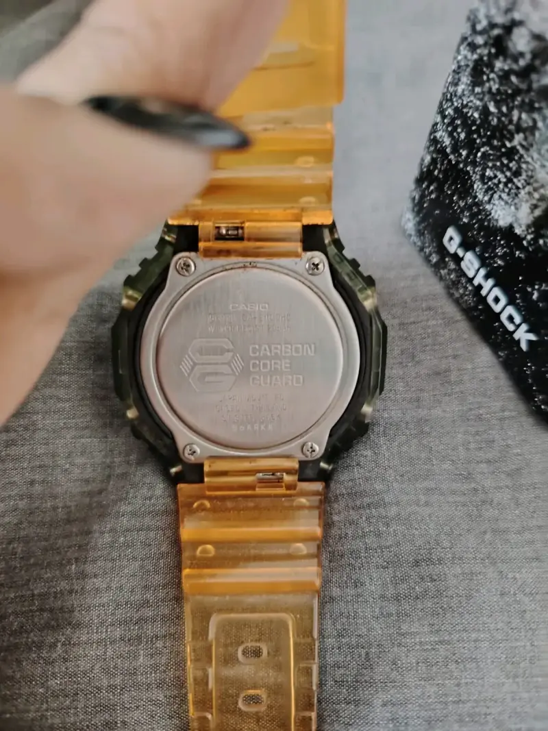Reloj G-Shock GA - 2100 HC - 3