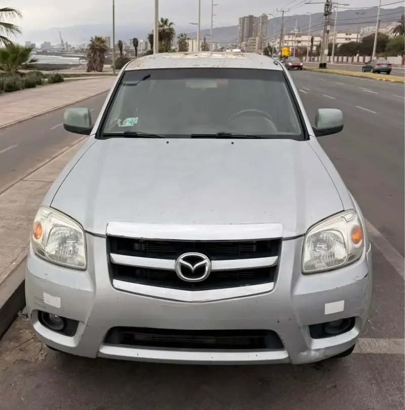 Camioneta Mazda BT-50 4*2 - 1