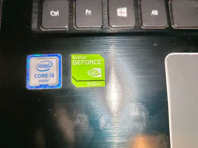Acer Aspire E5-475G - miniatura 1