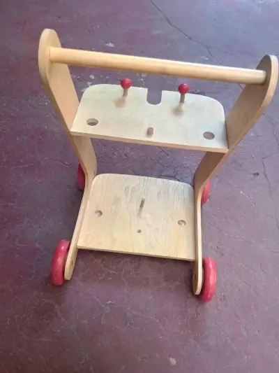 Carrito andador de madera para niños - miniatura 3