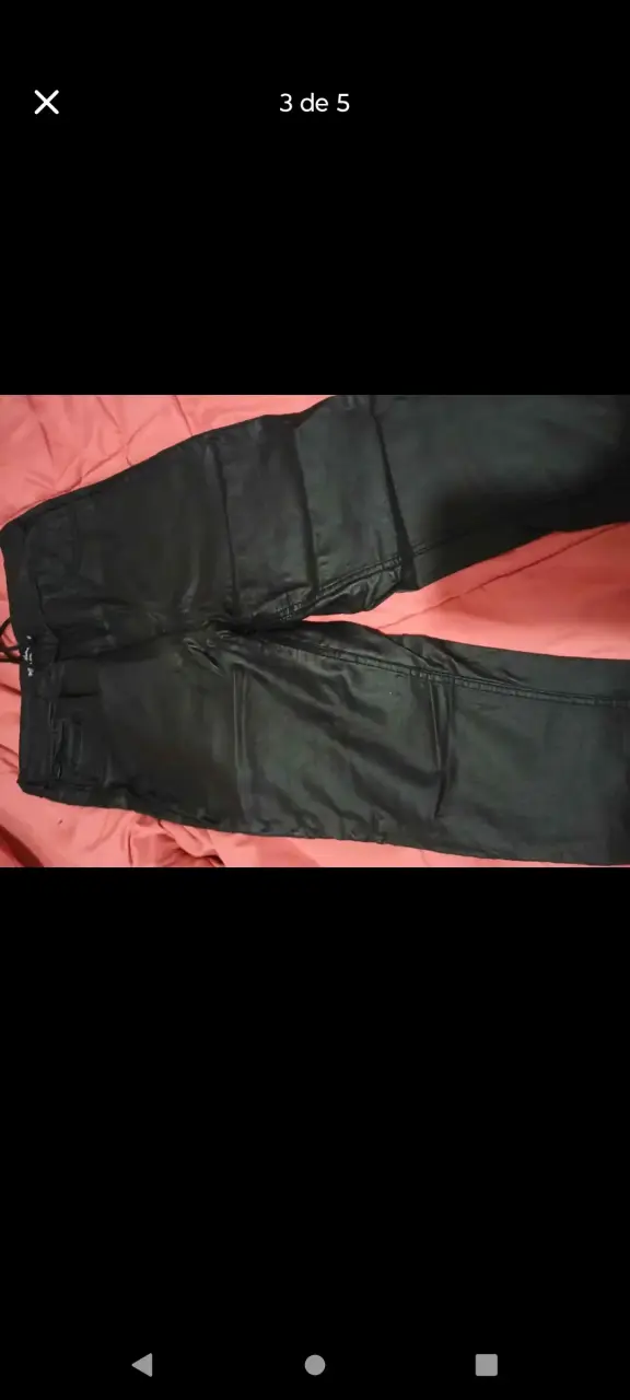 Pantalones negros estilo cargo - 1