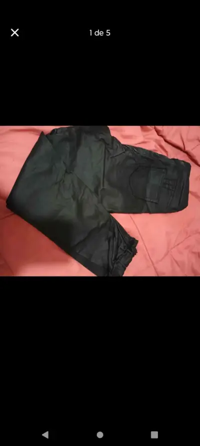 Pantalones negros estilo cargo - miniatura 2