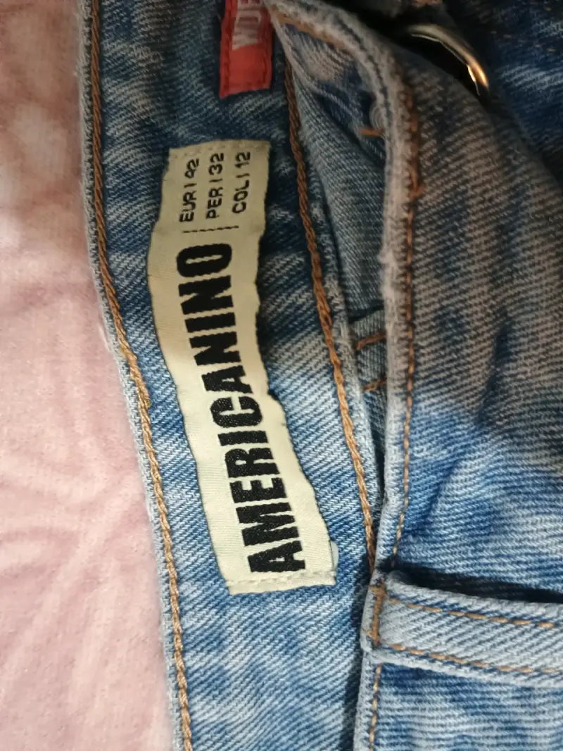 Jeans azul claro clásico - 5