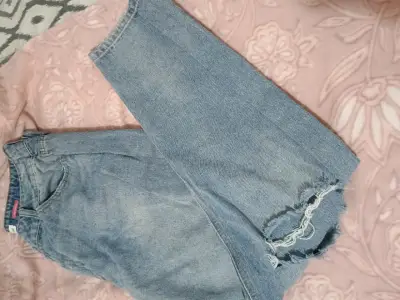 Jeans desgastados azul claro - miniatura 4