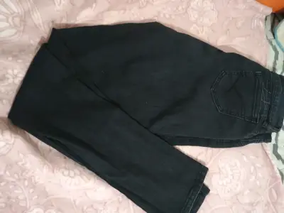 Jeans negros para mujer - miniatura 3