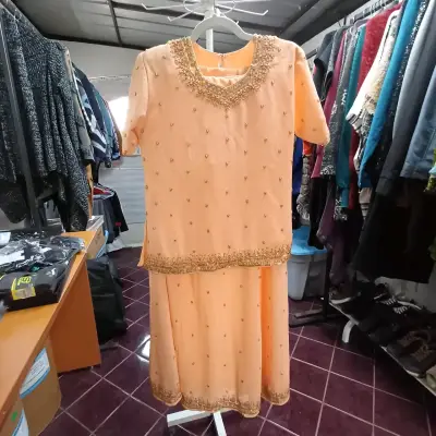 Vestido largo de fiesta melocotón - miniatura 2