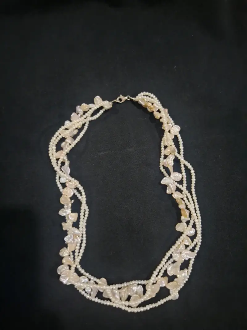 Collar de colgantes dorados y turquesa - 5