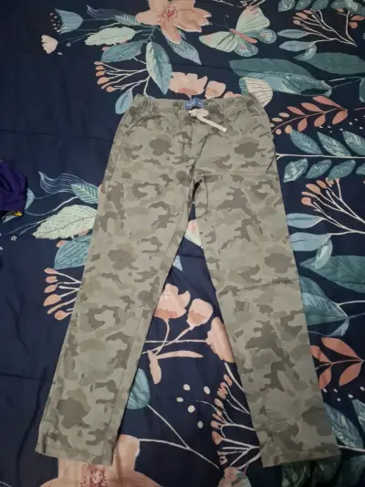 Pantalón camuflaje verde - miniatura 1
